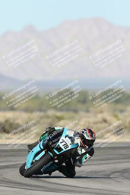 media/Jan-15-2026-Racers Edge (Thu) [[dfebeb70ab]]/2-A Group/Session 3 (Turn 16)/